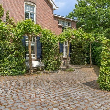 Bed and Breakfast Bij Janneke Sleeuwijk Экстерьер фото