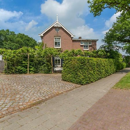 Bed and Breakfast Bij Janneke Sleeuwijk Экстерьер фото