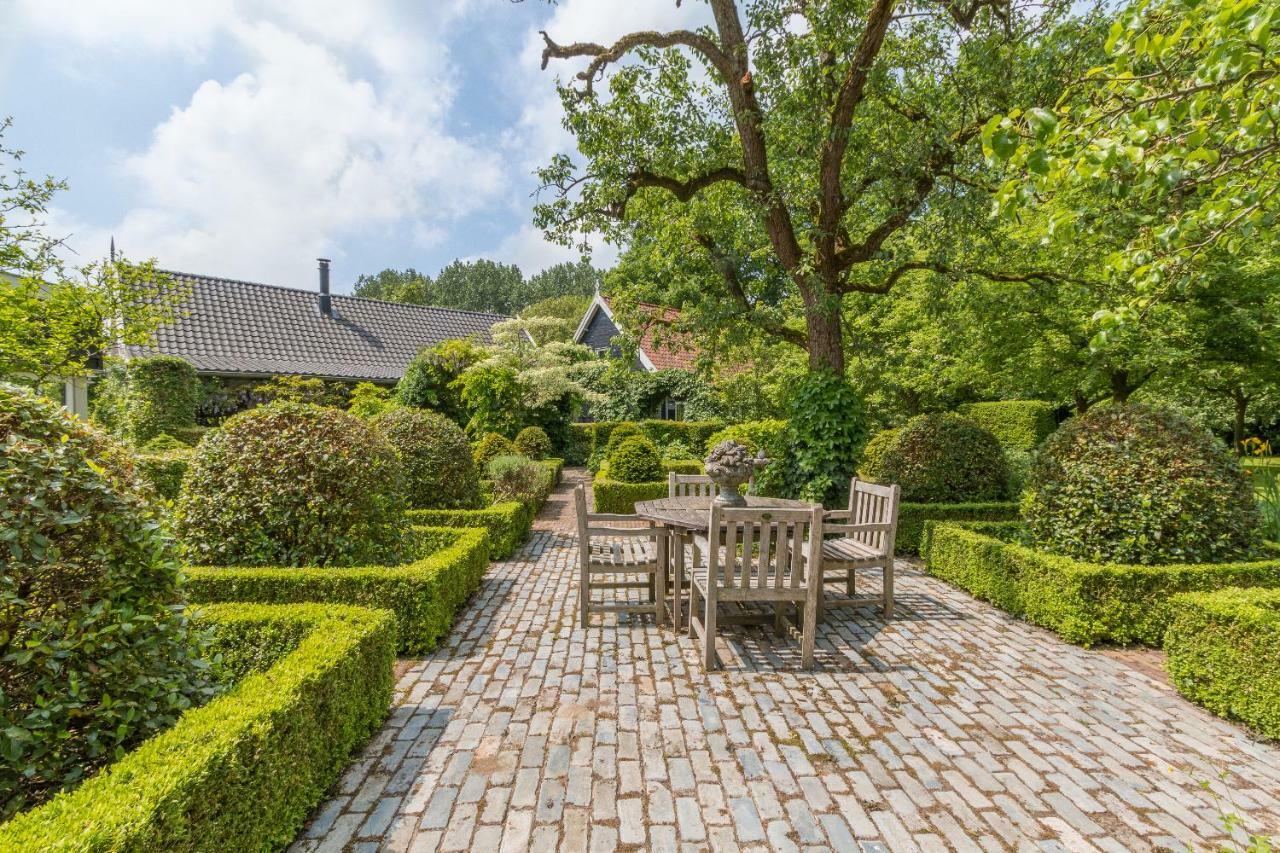 Bed and Breakfast Bij Janneke Sleeuwijk Экстерьер фото